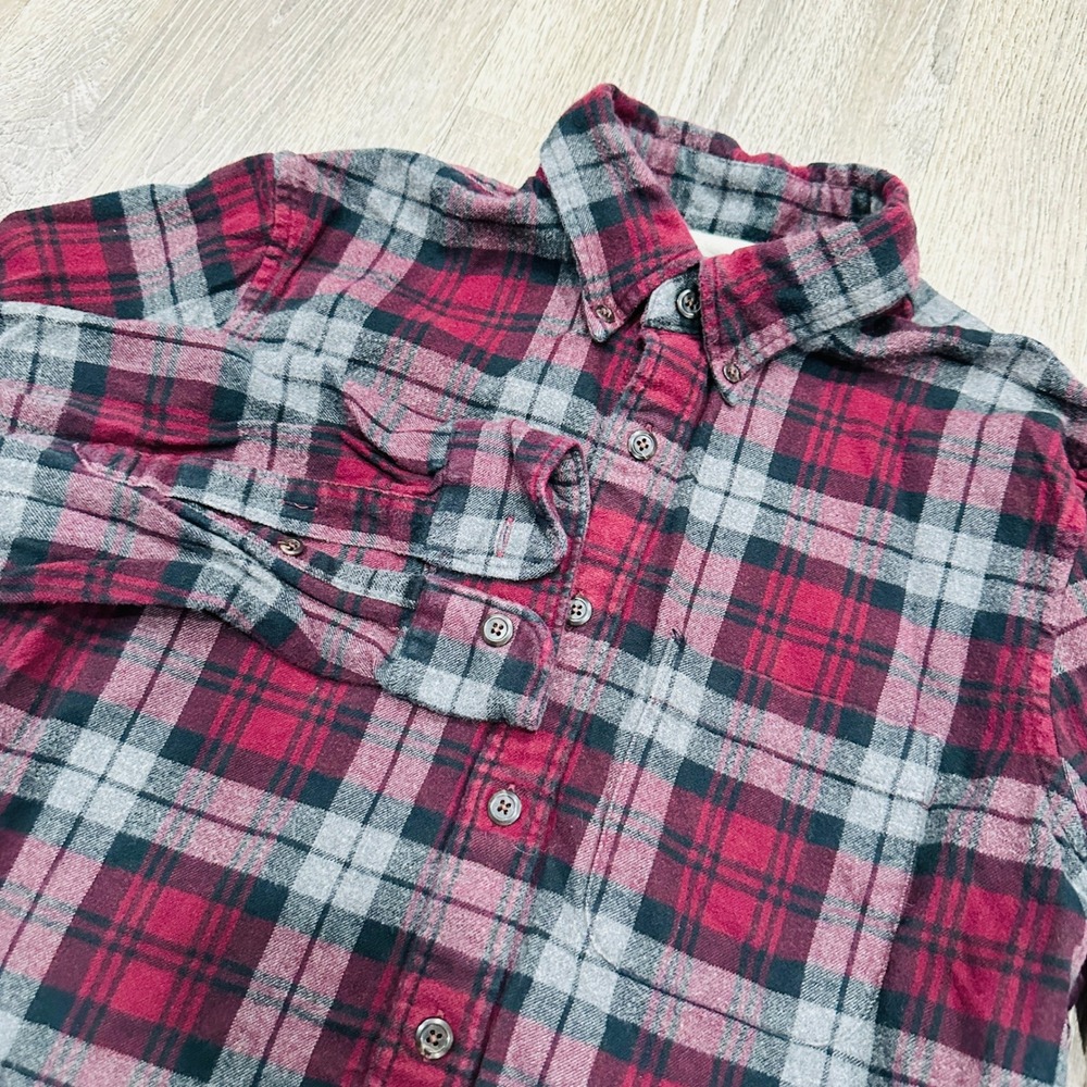 Abercrombie & Fitch Shirt Mens XS Soft Flannel Plaid Button Down Shirt Red Grey